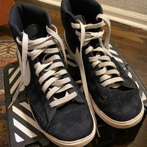 Nike Blazer Mid Size 8